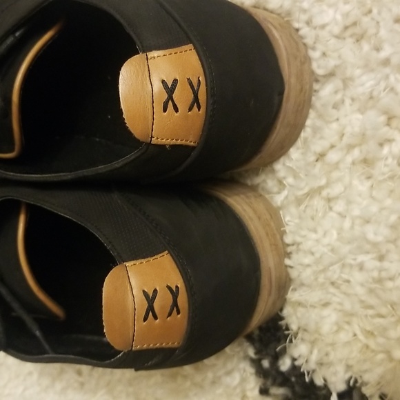 Call it Spring Loafers - Picture 3 of 6